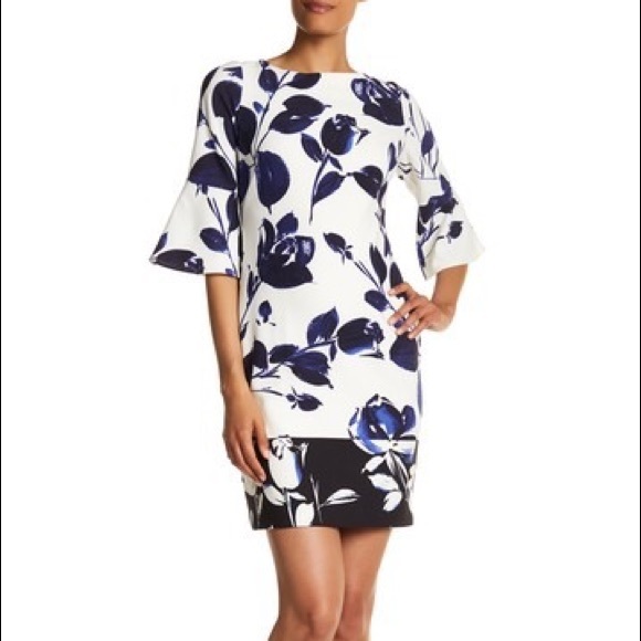 Vince Camuto Dresses & Skirts - Vince Camuto Elbow Bell Sleeve Floral Print Dress